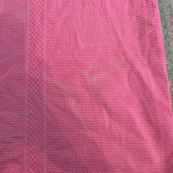 Size 2 lululemon swiftly tank top! - Picture 5 of 7